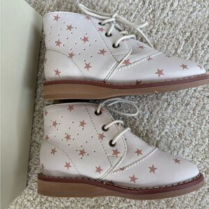 Never Worn Riley and Cru Star Lace Up Boot in box little girls size 9